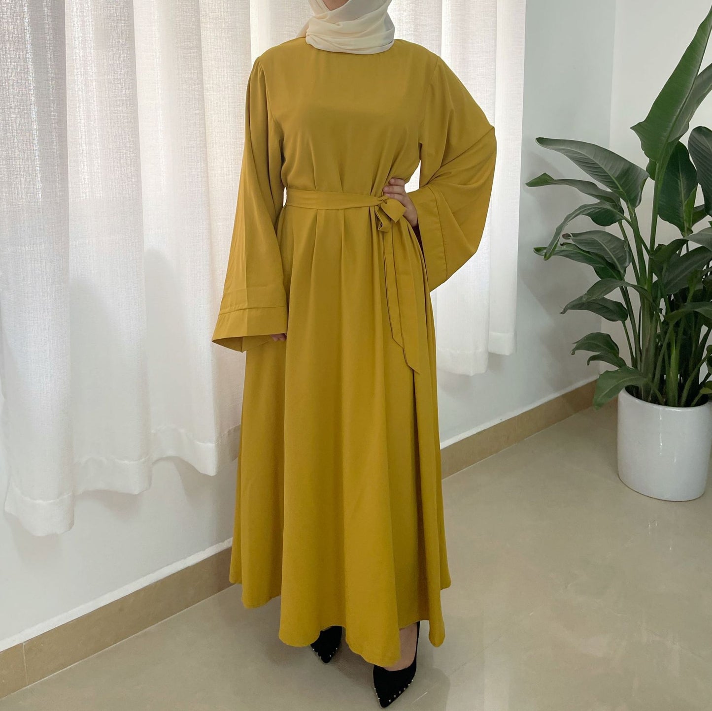 فستان إسلامي بمقاس كبير
